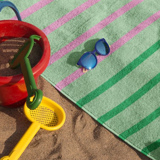 Maßgeschneidertes erstes Strandtuch