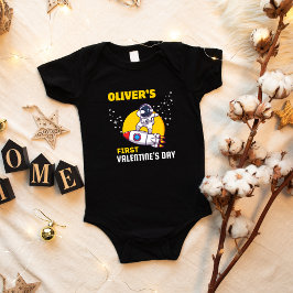 Maßgeschneidertes Erstvalentiner-Outfit Baby Strampler