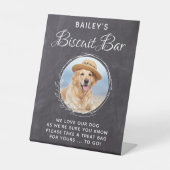 Maßgeschneidertes Foto Hochzeit Hund Leckerei Bisc Sockelschild (Vorderseite)