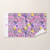 Maßgeschneidertes Monogramm floral trendy niedlich Handtuch (Handtuch)