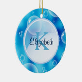 Maßgeschneidertes Monogramm für Whimsical Blue Bub Keramikornament (Rechts)