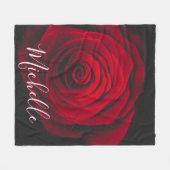 Maßgeschneidertes Monogramm rote Rose Vintages Fot Fleecedecke (Vorderseite (Horizontal))