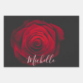 Maßgeschneidertes Monogramm rote Rose Vintages Fot Geschenkpapier Set (Vorderseite)