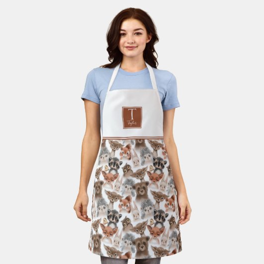 Maßgeschneidertes Monogramm, Waldtiere Holzmuster Schürze (Getragen)