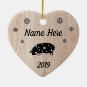 Maßgeschneidertes Rustikales KuneKune Pig Keramik Ornament (Hinten)