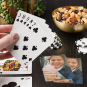 Maßgeschneidertes Spielen von Kinderkarten durch d Spielkarten (In Situ)