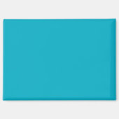 Massiver leuchtend blauer Hintergrund mit einer gl Magnet (Vorderseite)