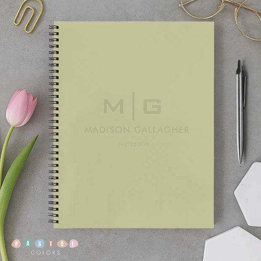 Massives, weiches Licht in pastellartigem Salbeimo Notizblock