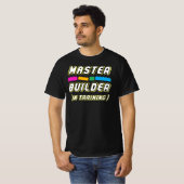 Master Builder in Training - Build Wall Builder T-Shirt (Vorne ganz)
