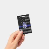 Master Sergeant Thin Blue Line Distressed Flag Ausweis (Handheld)