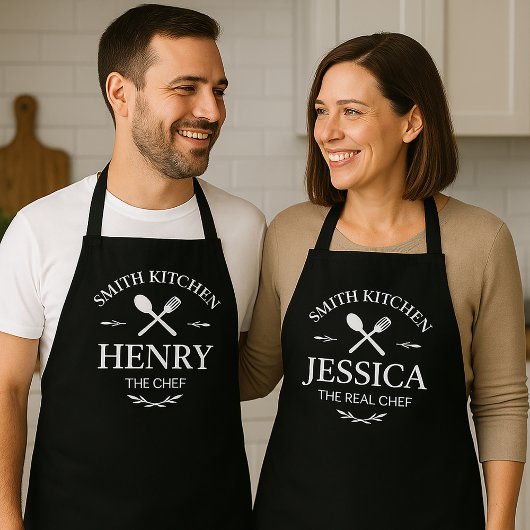 Matching Family Kitchen Aprons with Custom Names Schürze