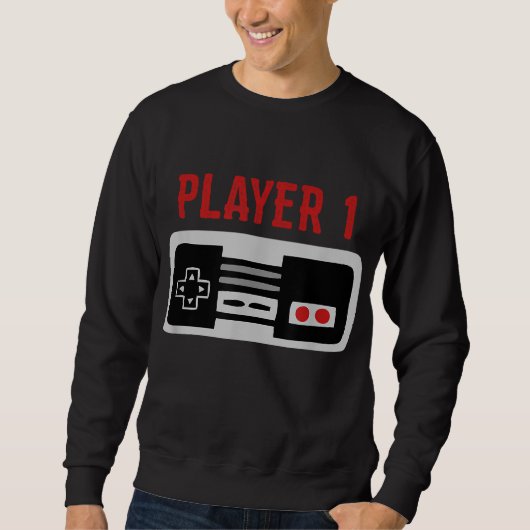 Matching Family Player 1 Video Game Sweatshirt (Vorderseite)