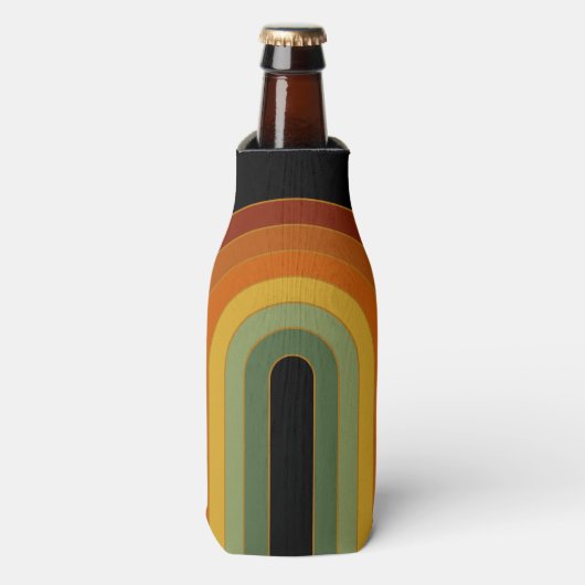 Mated Retro Seventies Groovy Layered Rainbow Black Flaschenkühler (Flaschenvorderseite)