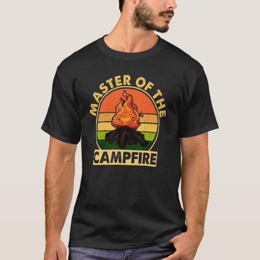 Mater Of The Campfire Camping T-Shirt (Vorderseite)