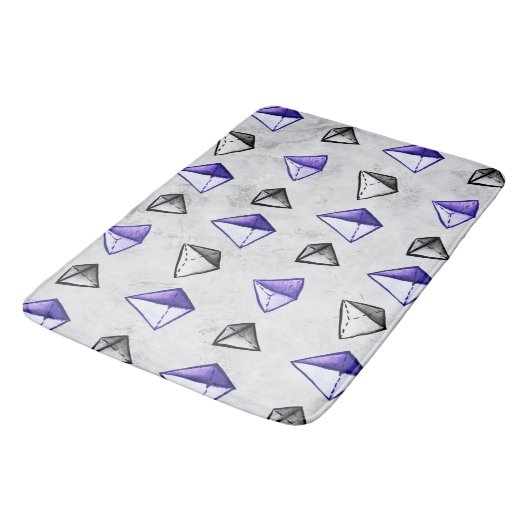 Math Geometry Geek Pyramid Pattern Badematte (Schrägansicht)