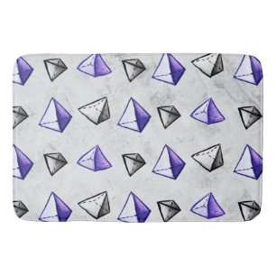 Math Geometry Geek Pyramid Pattern Badematte