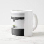 Matte Black Raven Accents High Contrast Architectu Jumbo-Tasse (Vorderseite Rechts)