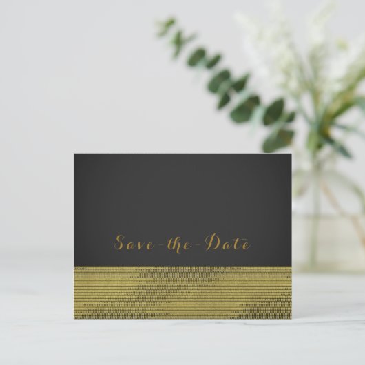 Matte Gold Modern Glam Sequins Chic Save the Date Ankündigungspostkarte (Stehend Vorderseite)