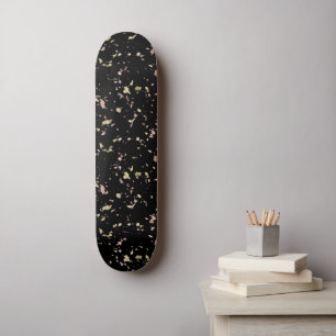 Matte Gold und Rose Gold Flakes Black Skateboard