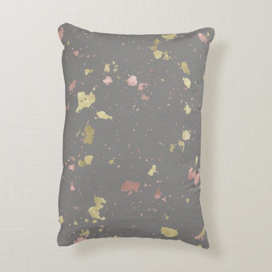 Matte Gold und Rose Gold Flakes Warmes Dunkles Gra Dekokissen (Rückseite(Vertikal))