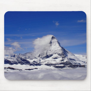 Matterhorn in einem Meer der Wolke in der Schweiz Mousepad