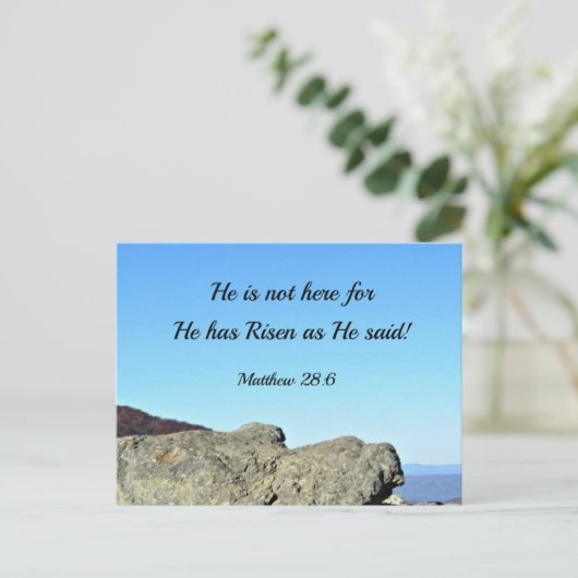 Matthew 28:6 Er ist nicht hier, denn Er ist aufgew Postkarte (Stehend Vorderseite)