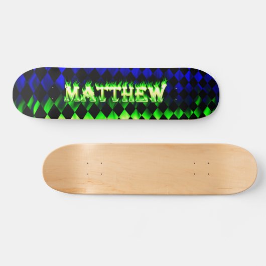 Matthew Skateboard grünes Feuer und Flammen Design (Horizontal)