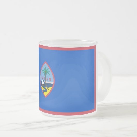 Mattierte kleine Tasse aus Glas mit Guam-Flagge (VorderseiteRechts)