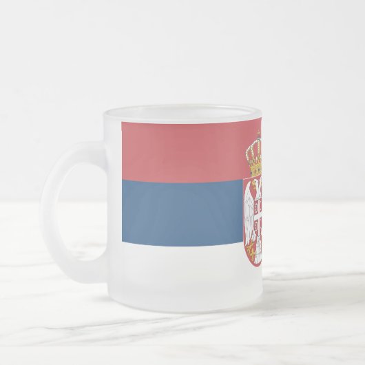 Mattierte kleine Tasse aus Glas mit serbischer Fla (Links)