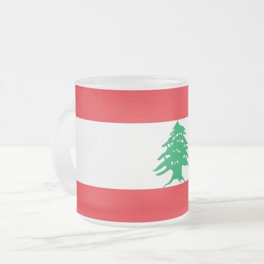 Mattierte kleine Tasse mit libanesischer Flagge (Vorderseite Links)