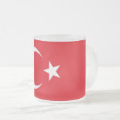 Mattierte kleine Tasse mit türkischer Flagge (VorderseiteRechts)