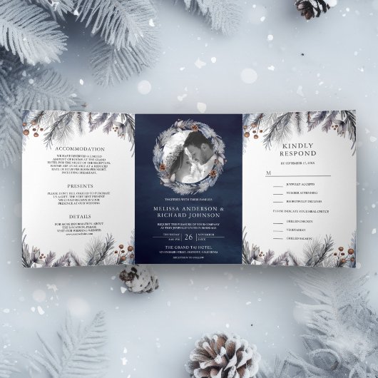 Mattierte Pine-Blätter Winter Navy Blue Wedding Dreifach Gefaltete Einladung