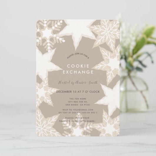 Mattierte Schneeflocken Brown Cookie Exchange Part Einladung (Stehend Vorderseite)