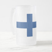 Mattierte Tasse aus Glas mit finnischer Flagge (Vorderseite Links)