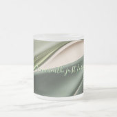 Mattierte Tasse in stilvoller Grafik (Mittel)