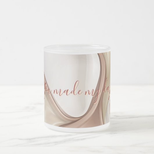 Mattierte Tasse in stilvoller Grafik (Mittel)