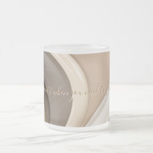 Mattierte Tasse in stilvoller Grafik (Mittel)