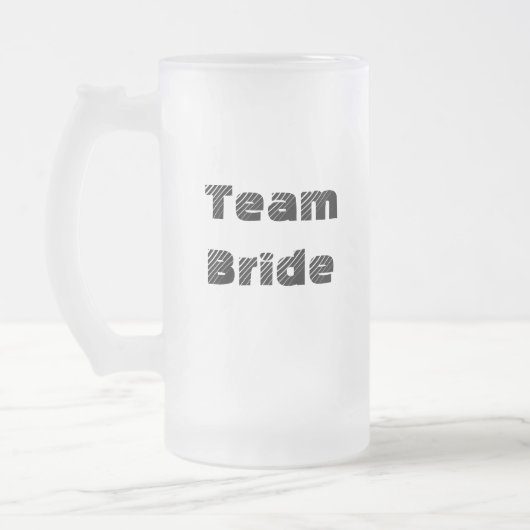 Mattierte Tasse von Team Bride (Links)