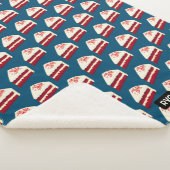 Mattierter Tortenstreifen mit roten Veloursesseln Sherpadecke (3/4)