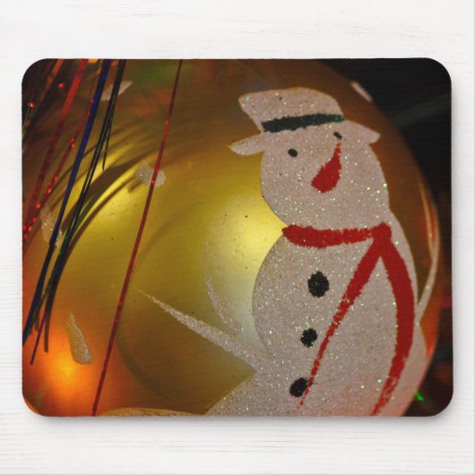 Mattiertes Schneemann-Ornament Mousepad (Vorne)