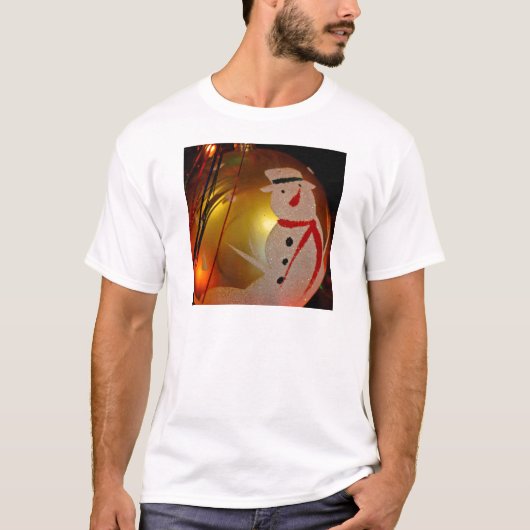 Mattiertes Schneemann-Ornament T-Shirt (Vorderseite)