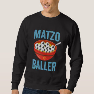 Matzo Baller Funny Soccer Hanukkah Holiday Geschen Sweatshirt