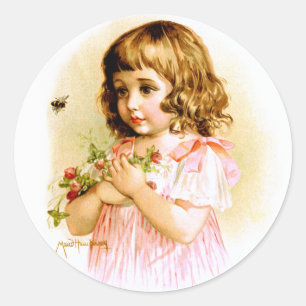Maud Humphrey: Sommer-Mädchen mit Blumen und Bien Runder Aufkleber