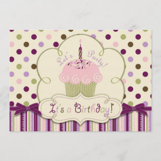 Maulbeerpunkt-Kuchen-zweiter Geburtstag Einladung