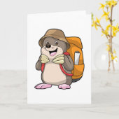 Maulwurf als Wanderer mit Gepäck Karte (Gelbe Blume)
