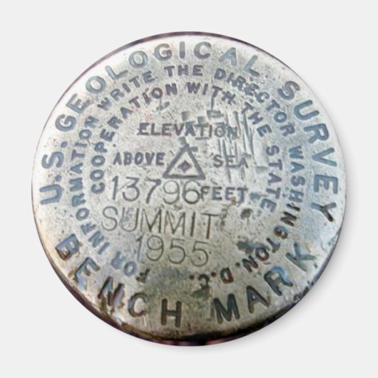 Mauna Kea Benchmark Magnet (Vorne)