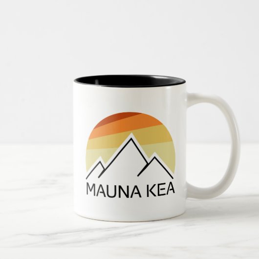 Mauna Kea Hawaii Retro Zweifarbige Tasse (Rechts)