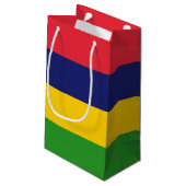 Mauritius-Flagge Kleine Geschenktüte (Rückseite Schrägansicht)