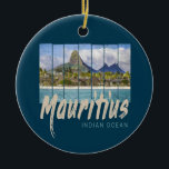 Mauritius Indischer Ozean Vintag Beach Souvenir Keramik Ornament<br><div class="desc">Mauritius Indischer Ozean mit Strand und Palmen Urlaub Andenken für Reisende. Vintage Mauritius Feriengestaltung im Indischen Ozean für Inselliebhaber. Sie können das Design einfach anpassen und personlisieren, indem Sie den gewollt Namen eingeben.</div>