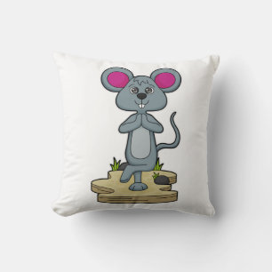 Maus beim Yoga-Fitness Kissen